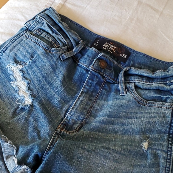 Short - Picture 4 of 4